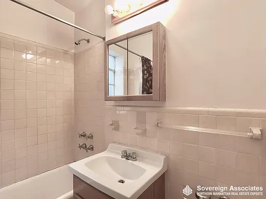 Rented by Sovereign Associates | media 8