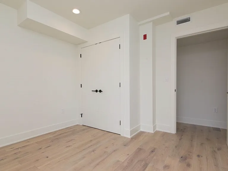 Newly Constructed Apartments in Fishtown — Photo 30