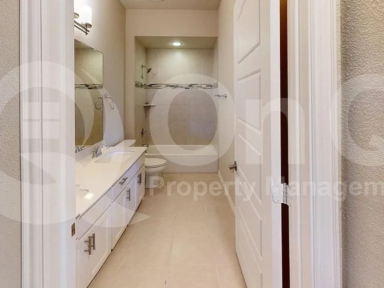 4213 Wellesley Ave — Photo 35