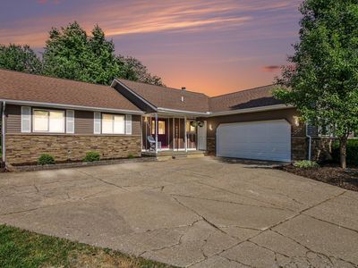 8490 Woodruff Dr SW, Byron Center, MI, 49315