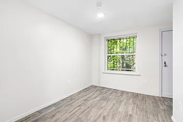 Rented by Rennit Inc.