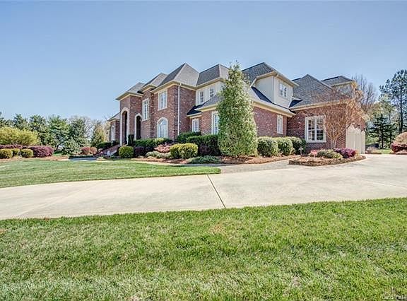 2nd image of 2521 Falcon Ct