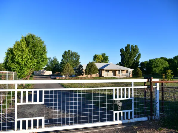 19 Camino Manzana, Peralta, NM 87042