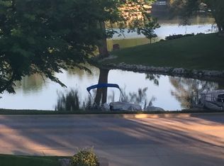 524 E Lake Dr, Edwardsville, IL 62025