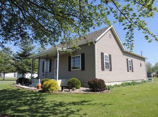 257 Rr 3, Carrollton, IL 62016