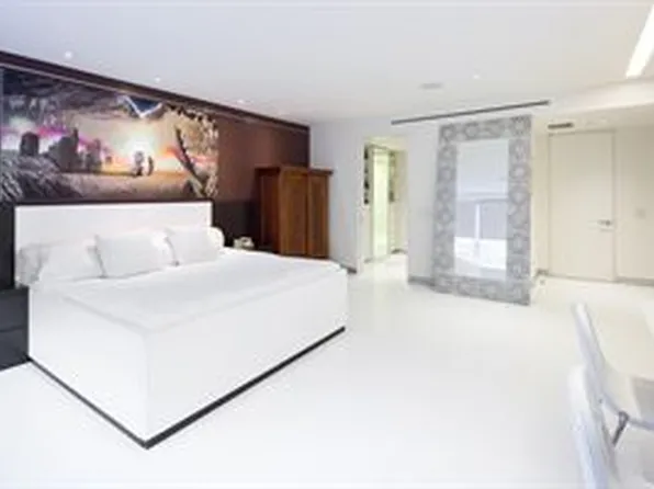 145 Sixth Avenue image 1 of 5