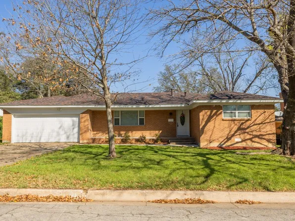 3524 Wedgway Dr, Fort Worth, TX 76133