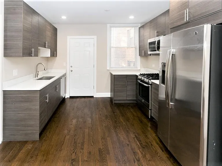 1432 W Farragut Ave #2A — Photo 6