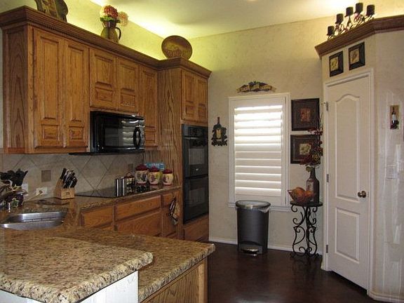 5th image of 5613 Llano Ct