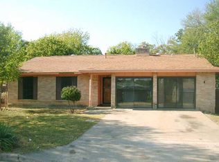 818 Chisholm Valley Dr, Round Rock, TX 78681