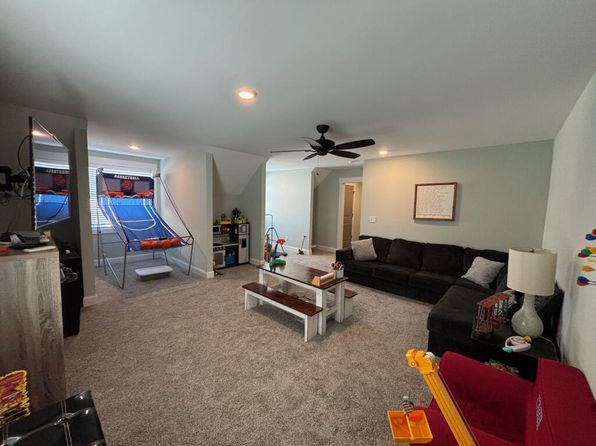 8553 Kensley Ln, Hixson, TN 37343