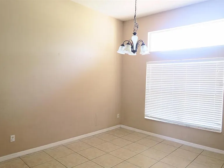 2906 Sweetspire Cir — Photo 8