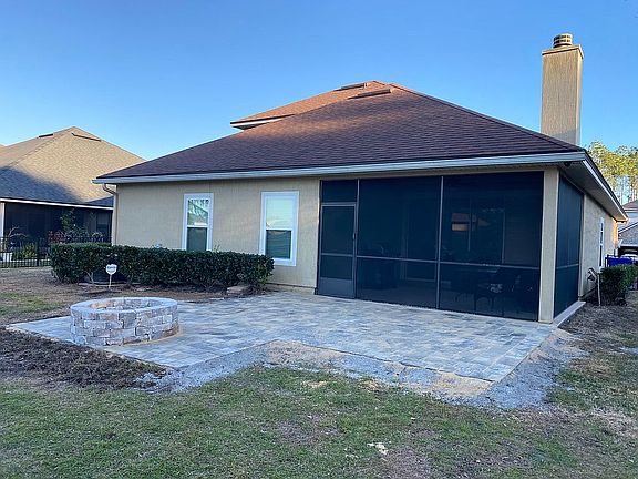 4th image of 307 Blackthorn Pl