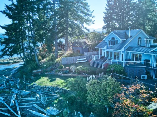 192 Captain Morgans Blvd, Nanaimo, BC V9R 6R1