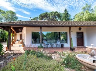 2 Chuckwagon Rd, Rolling Hills, CA 90274