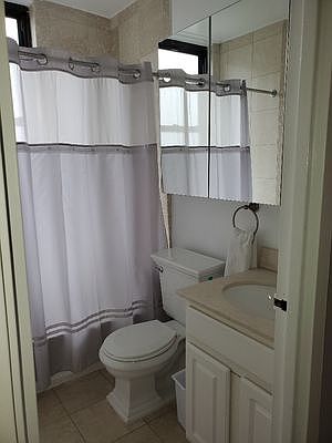 4th image of 201 E 87th St APT 9K