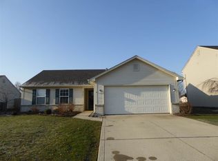 8302 Beacon Ridge Pl, Fort Wayne, IN 46835