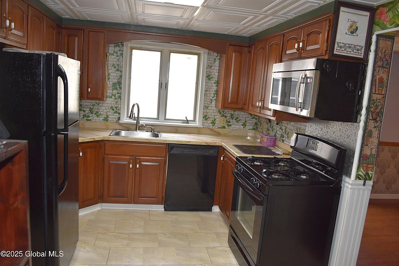 4th image of 2857-2859 Plunkett Avenue