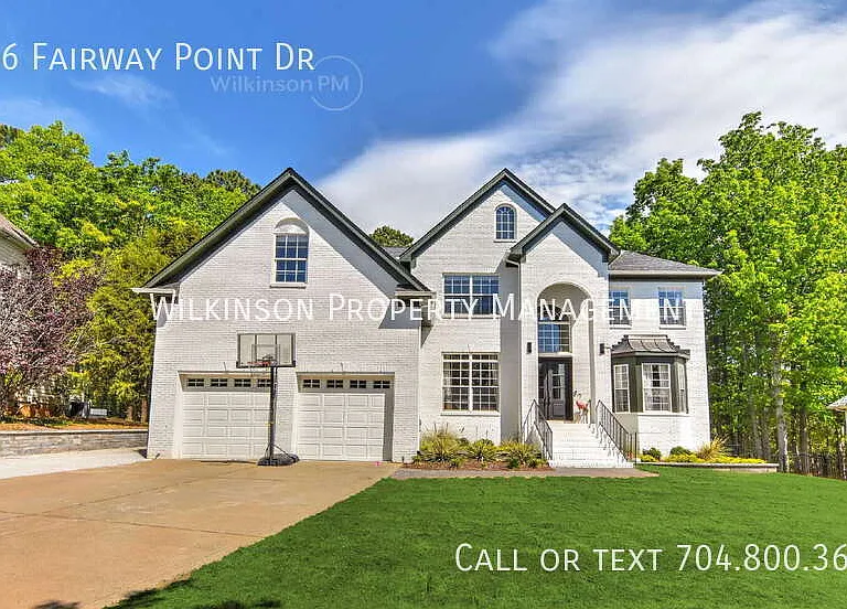 786 Fairway Point Dr — Photo 2