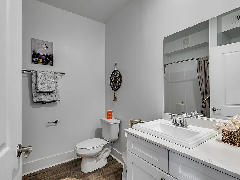 Paragon Luxury Apartments