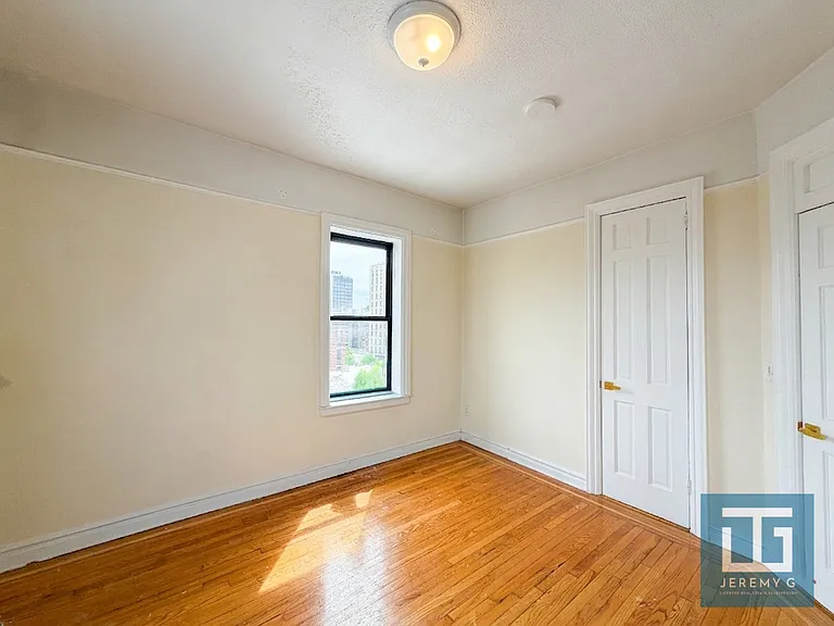 29 Wadsworth Ave #6F — Photo 6