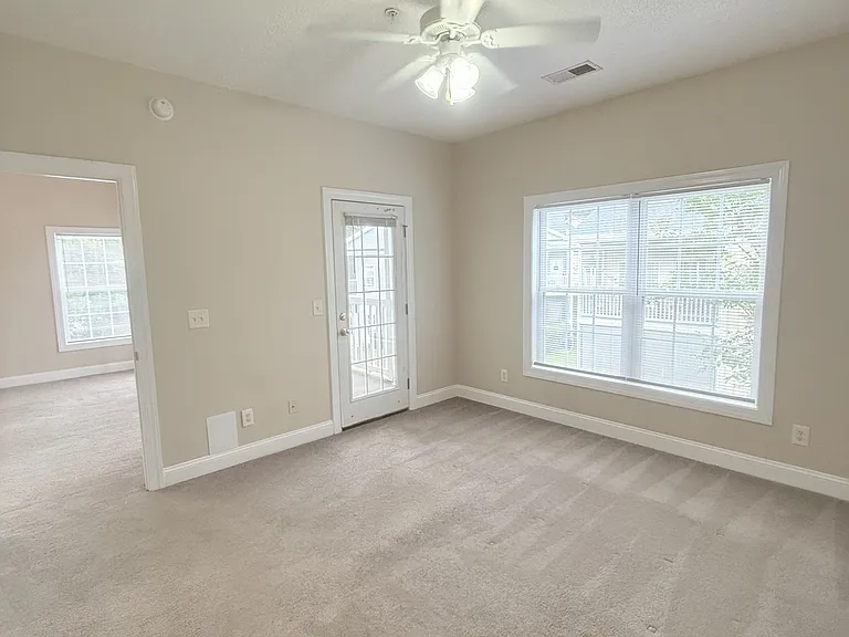 5034 Belleglen Ct #201 — Photo 21