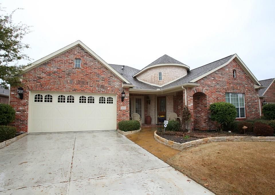 1st image of 6696 Lincoln Hills Ct