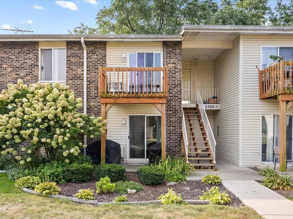 2400 Light Rd APT 111, Oswego, IL 60543