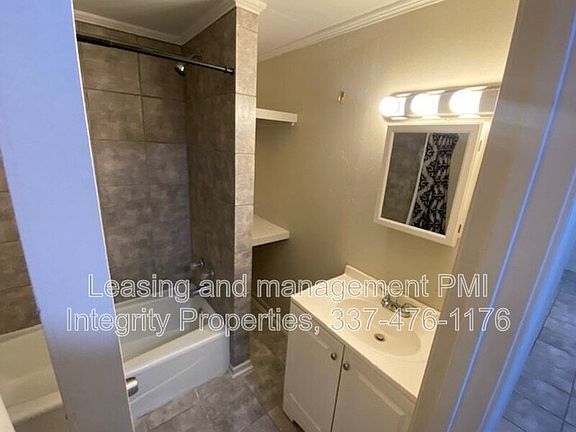 5th image of 318 Auburn Dr #A