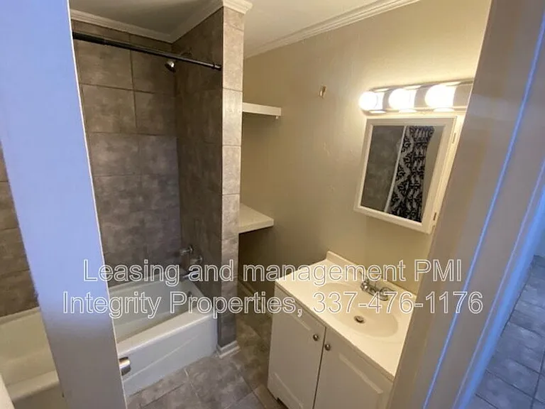 318 Auburn Dr #A — Photo 5