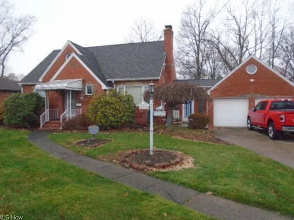 851 Genesee Ave NE, Warren, OH 44483