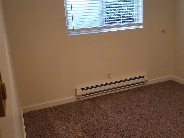 3231 Nassau St — Photo 13