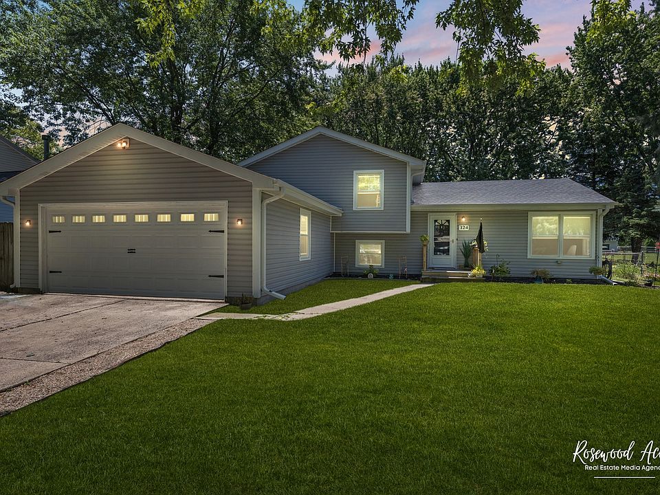 1st image of 324 Anita Dr