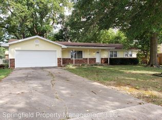3942 S Parkcrest Ave, Springfield, MO 65807