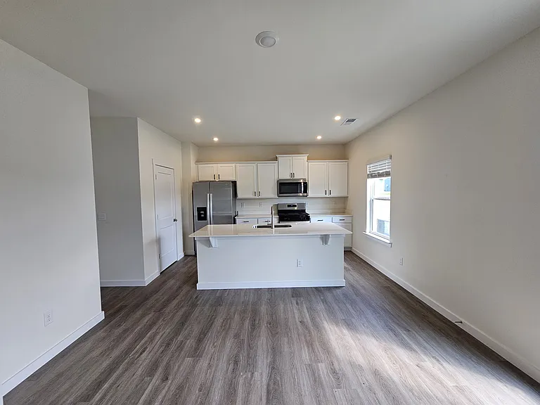 7534 Bendire Loop — Photo 2