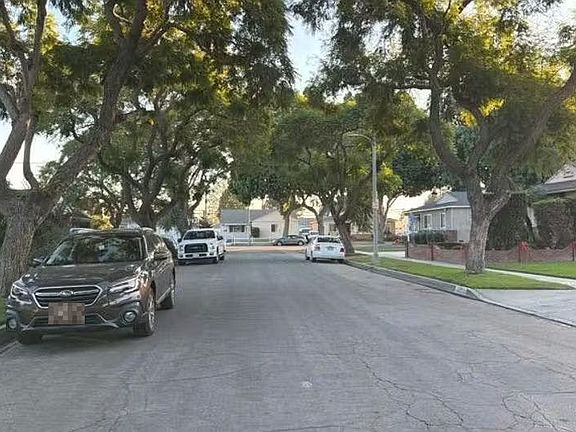 5th image of 3618 Petaluma Ave