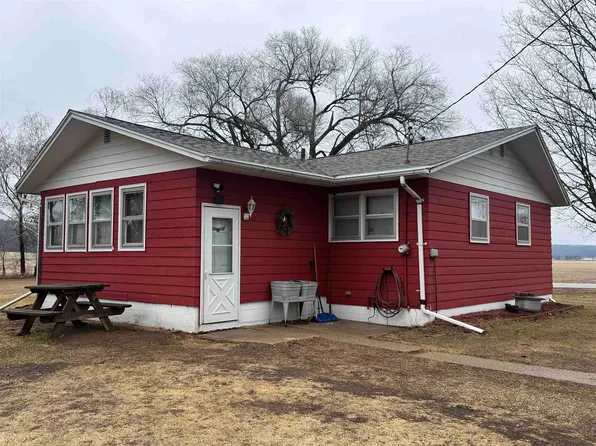 33782 State Highway 130, Lone Rock, WI 53556