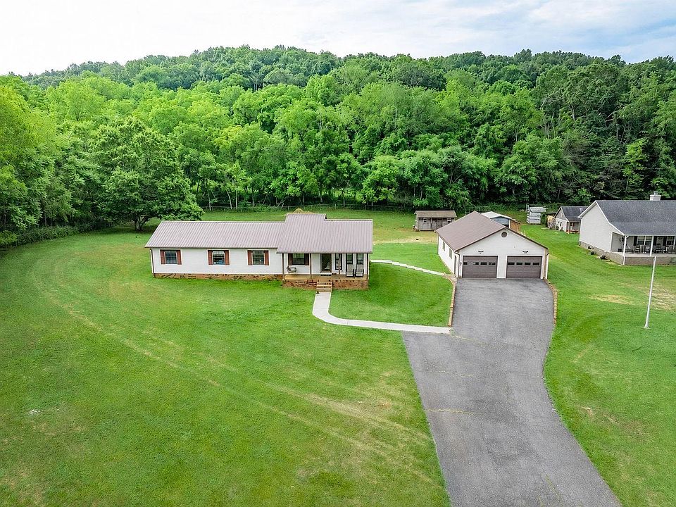 1st image of 261 Sanders Mines Rd