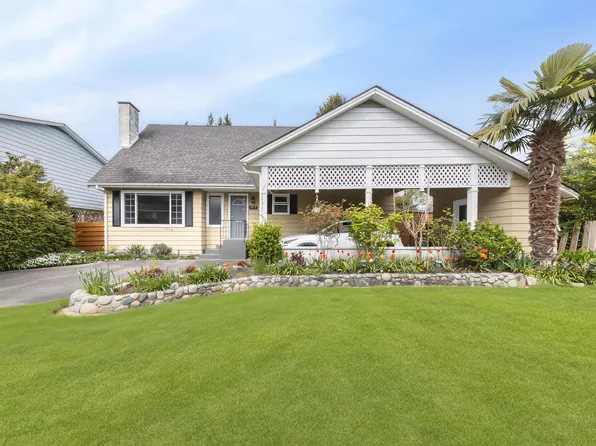 4713 46th Ave, Delta, BC V4K 1N2