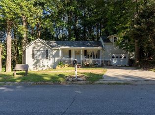 575 Penrod Pl, Lilburn, GA 30047