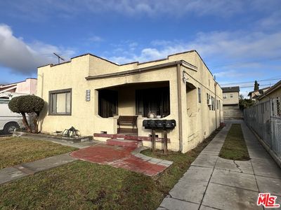 812 N Ridgewood Pl, Los Angeles, CA, 90038