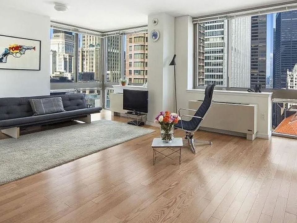2nd image of 201 Pearl St #7C