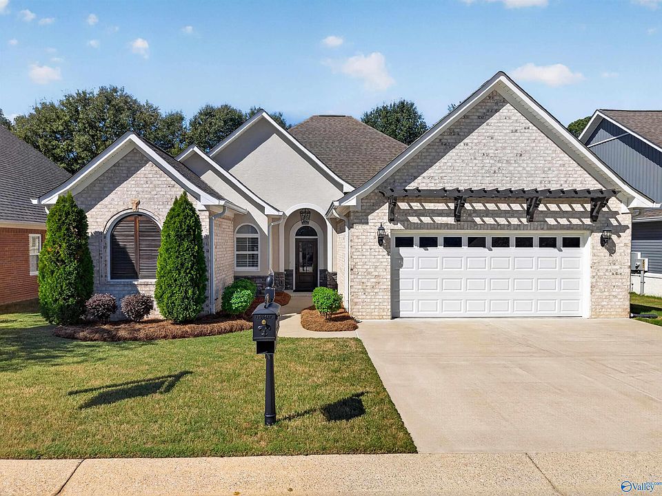 1st image of 1798 Amanda Ln