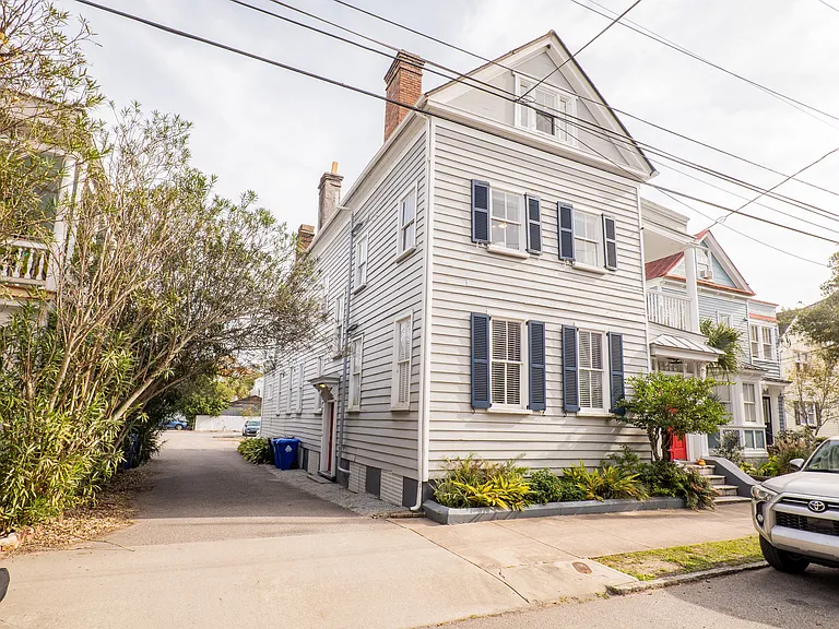 208 Ashley Ave #CB — Photo 17