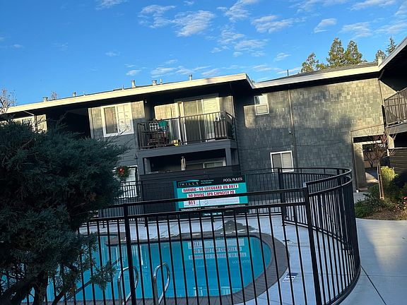 2nd image of 707 Diablo Ave APT 9