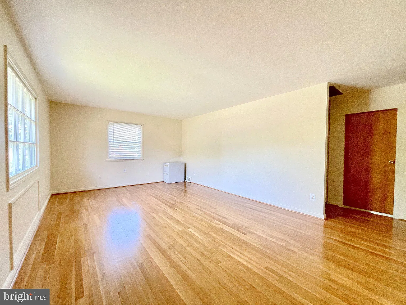 4 bed, 3.0 bath, 2505 sqft, $3,100 — Photo 3