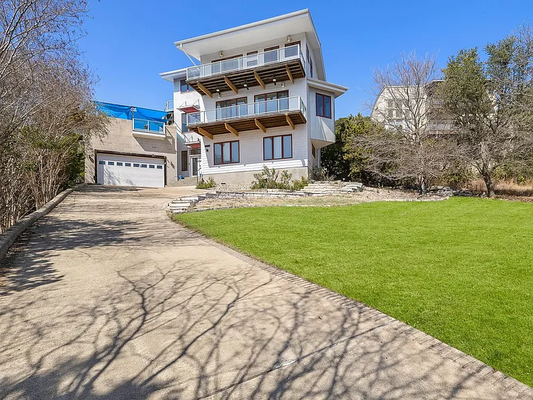 14020 Lake View Dr — Photo 4