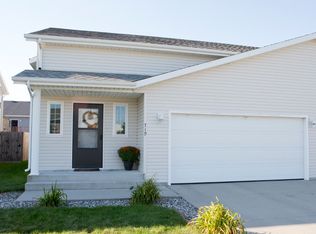 719 13 1/2 Ave E, West Fargo, ND