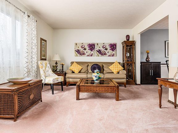5th image of 6166 Harrington Ct