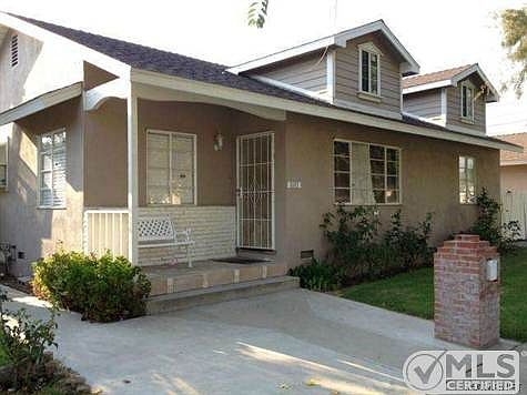2nd image of 8601 Saloma Ave